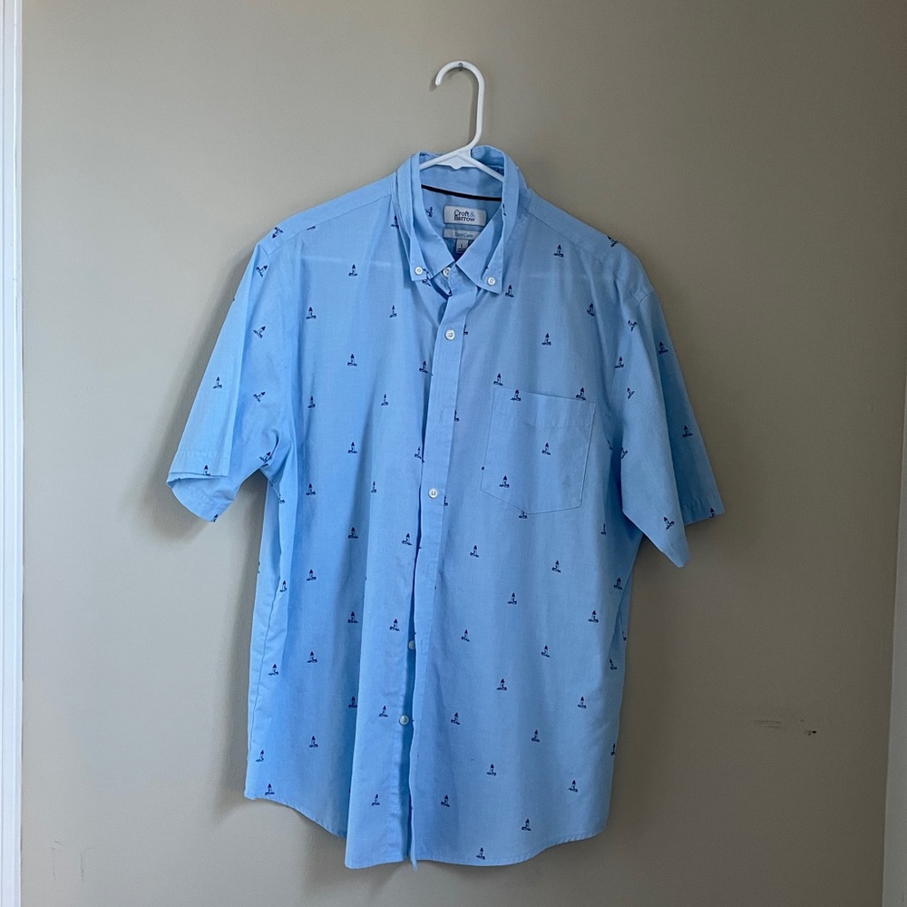 Men’s Light Blue Button Down